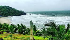 The Soul of the Sea: Finding “Sukoon Ke Pal” in the Konkan Coast